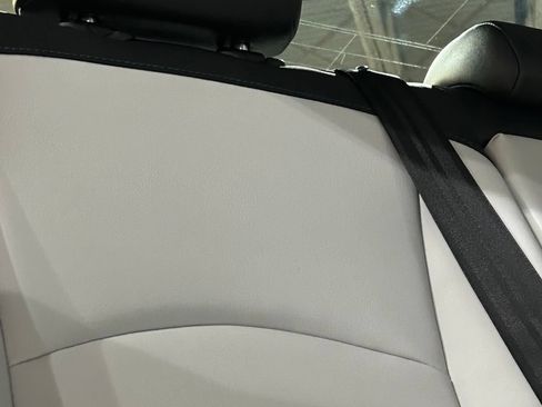 Used 2018 Toyota Prius Four FWD image 55