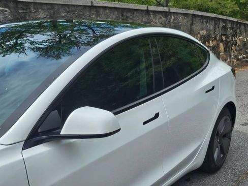 Used 2022 Tesla Model 3 Long Range AWD/4WD image 22