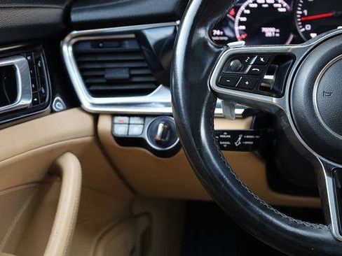 Used 2018 Porsche Panamera 4 AWD/4WD image 30