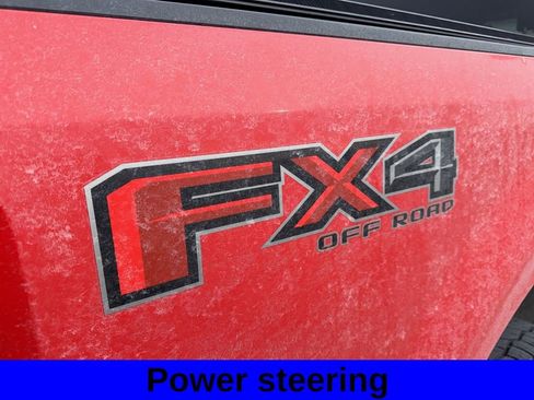 Used 2019 Ford F250 XLT w/ FX4 Off-Road Package image 5