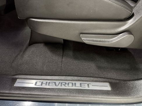 Used 2020 Chevrolet Suburban LT AWD/4WD image 31
