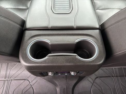 Used 2021 Chevrolet Tahoe LT w/ LT Signature Package image 27