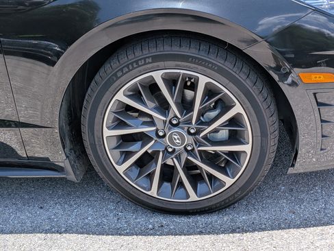 Used 2022 Hyundai Sonata Limited FWD image 11