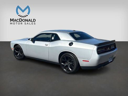 Used 2020 Dodge Challenger SXT w/ Blacktop Package image 5