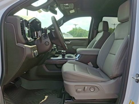 New 2026 Chevrolet Silverado 1500 LTZ w/ LTZ Convenience Package II AWD/4WD image 9