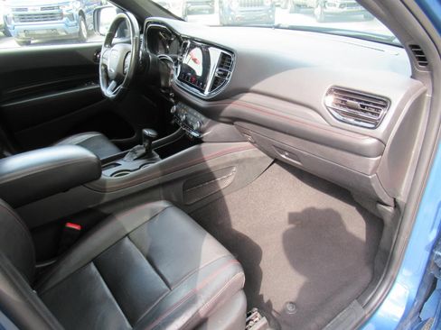 Used 2024 Dodge Durango GT RWD image 11