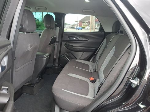 Used 2023 Chevrolet TrailBlazer LT w/ Convenience Package FWD image 10