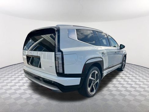 New 2026 Hyundai Ioniq 9 Limited image 5