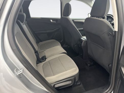 Used 2021 Ford Escape SE w/ Convenience Package image 18