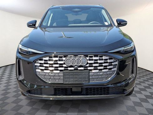 Certified 2025 Audi Q5 Premium Plus w/ Premium Plus AWD/4WD image 2