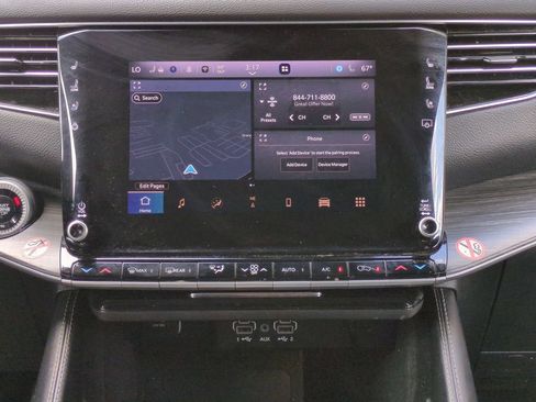 Used 2024 Jeep Wagoneer L Series II w/ Flexible Seating Group image 21