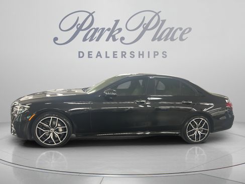 Used 2022 Mercedes-Benz E 350 Sedan image 2