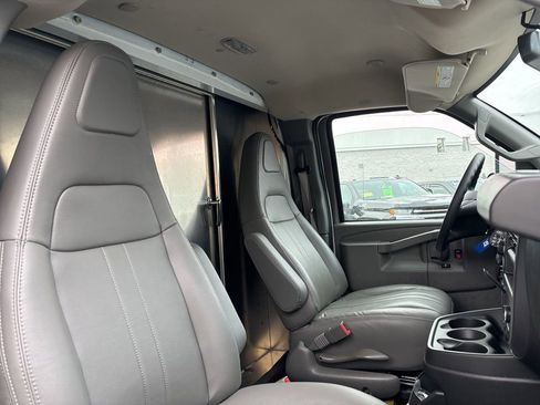 New 2025 Chevrolet Express 3500 w/ Power Convenience Package image 25