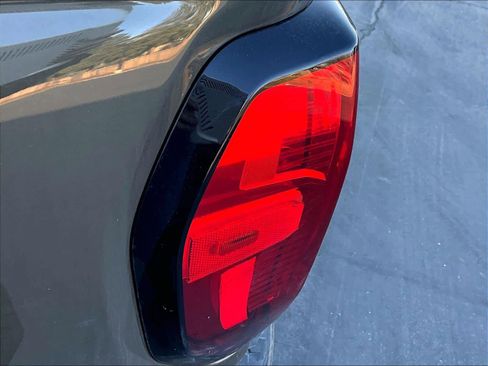 Used 2023 GMC Canyon AT4 w/ Technology Package image 30