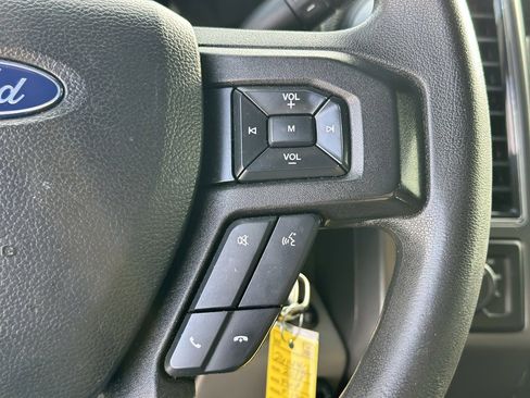 Used 2018 Ford F150 XLT image 24