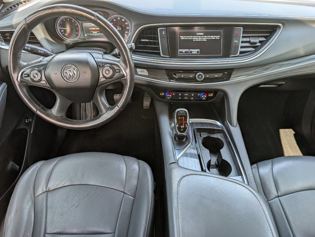 Used 2018 Buick Enclave Essence FWD image 7