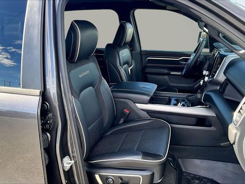 Used 2024 RAM 1500 Laramie image 14