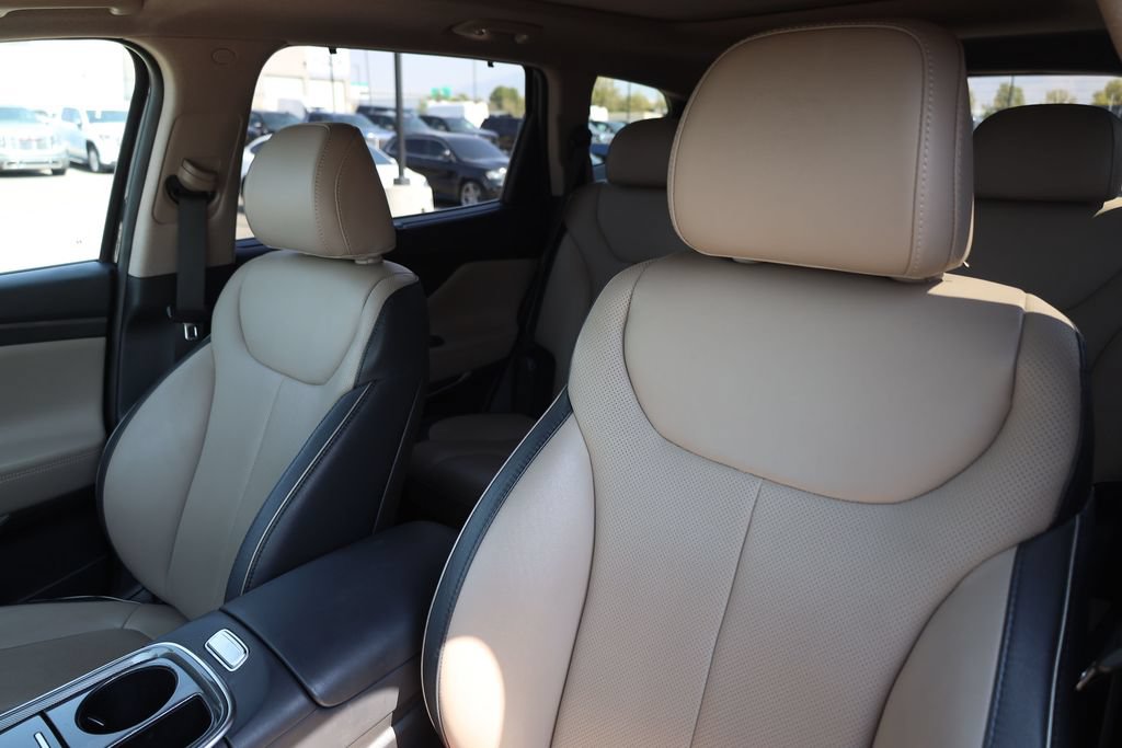Used 2023 Hyundai Santa Fe Limited w/ Cargo Package AWD/4WD image 16