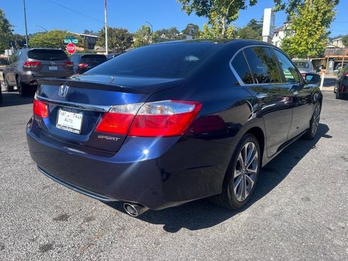 Used 2014 Honda Accord Sport image 4