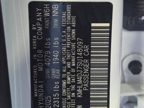 Certified 2025 Hyundai Elantra Hybrid FWD image 23