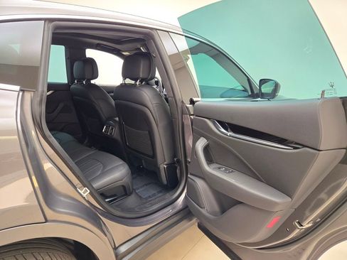 Certified 2021 Maserati Levante S image 24