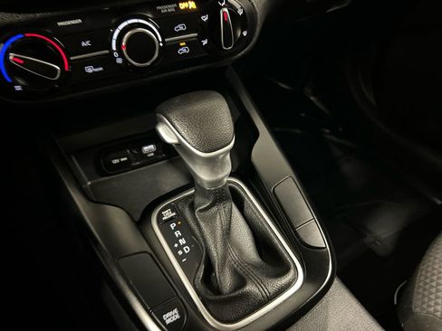 Used 2024 Kia Soul LX w/ Option Group 015 image 25