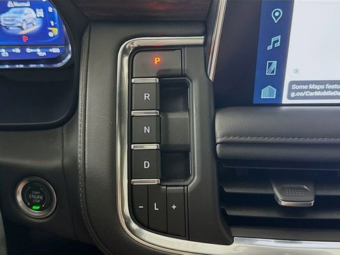 Used 2024 Chevrolet Tahoe High Country w/ Premium Package image 18