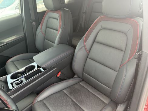 Used 2025 Chevrolet Equinox RS w/ Safety and Technology Package AWD/4WD image 11