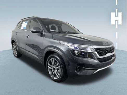 Used 2023 Kia Seltos S FWD image 1