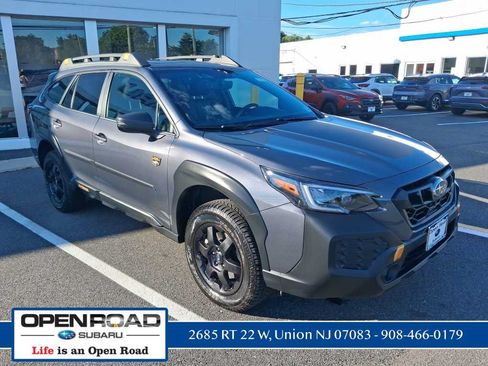 Used 2025 Subaru Outback Wilderness AWD/4WD image 4