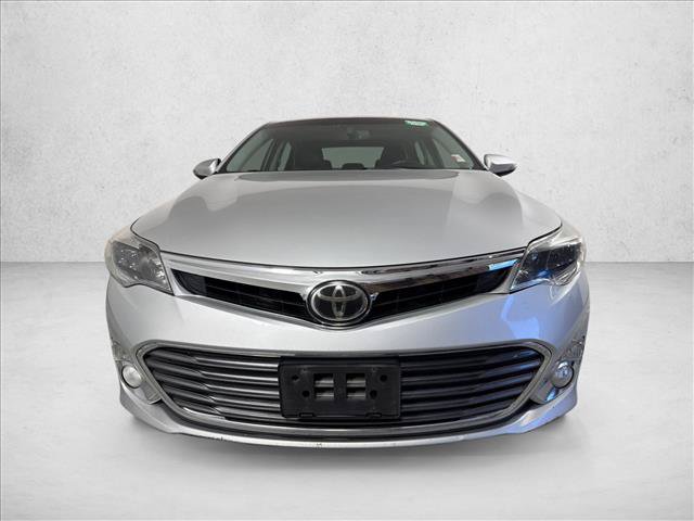 Used 2014 Toyota Avalon Limited w/ Technology Package FWD image 10