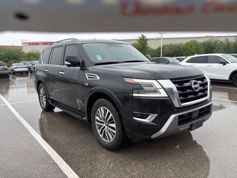 Used 2021 Nissan Armada SL w/ Captain's Chairs Package RWD image 7