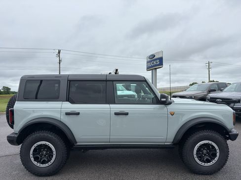 Certified 2024 Ford Bronco Badlands AWD/4WD image 4