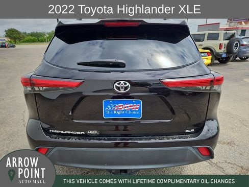 Used 2022 Toyota Highlander XLE FWD image 10
