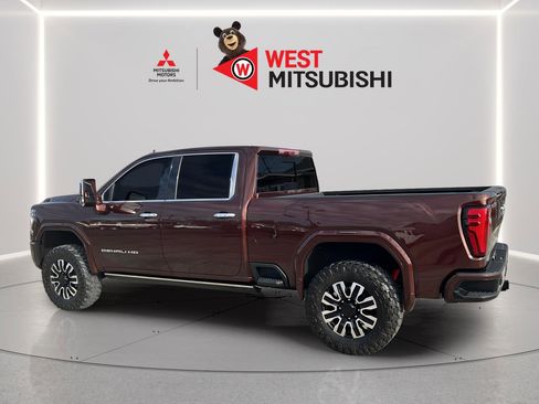 Used 2024 GMC Sierra 2500 Denali Ultimate image 16