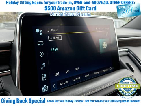 Used 2023 Chevrolet Suburban Premier image 11