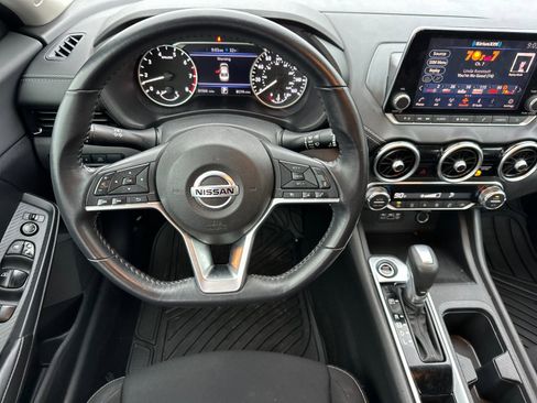 Used 2021 Nissan Sentra SV image 14