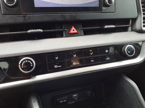 Used 2023 Kia Sportage LX image 24