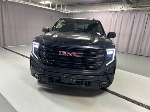 Used 2023 GMC Sierra 1500 Elevation w/ Preferred Package image 2