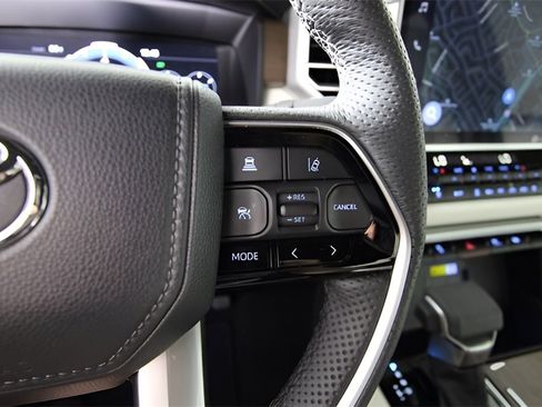 Used 2022 Toyota Tundra Capstone image 23