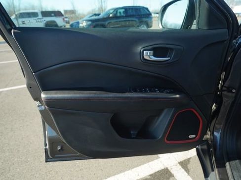 Used 2018 Jeep Compass Trailhawk w/ Leather Interior Group image 15