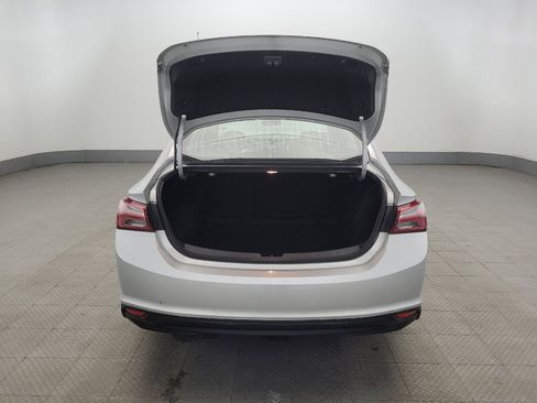 Used 2019 Chevrolet Malibu LT image 29