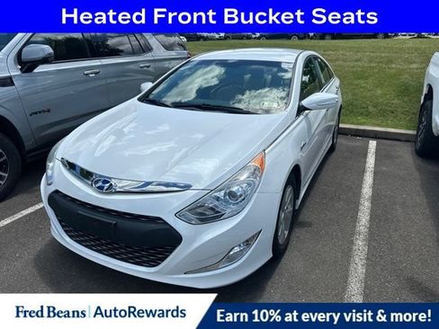 Used 2015 Hyundai Sonata Hybrid FWD image 3