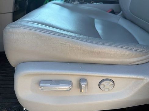 Used 2018 Honda Odyssey EX-L image 8