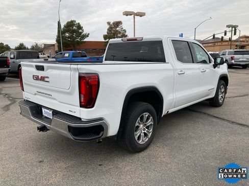 Certified 2024 GMC Sierra 1500 SLT image 5