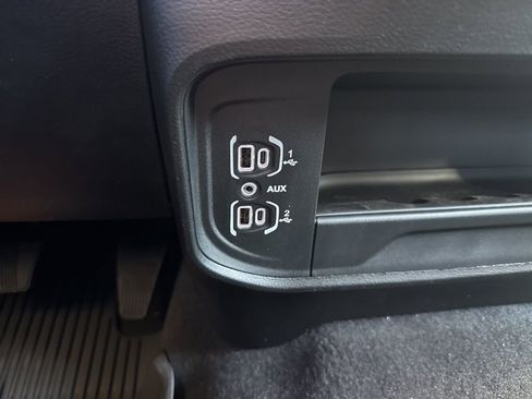 New 2026 RAM 3500 Tradesman image 19