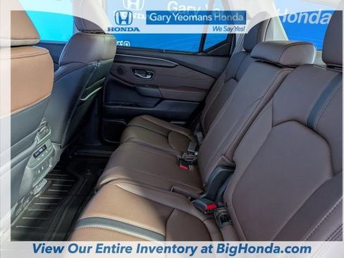 New 2026 Honda Pilot Touring image 18