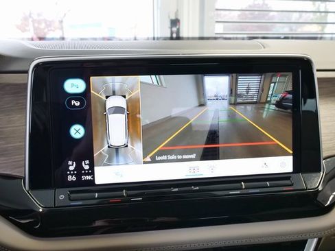 New 2026 Volkswagen Atlas SEL Premium R-Line image 25