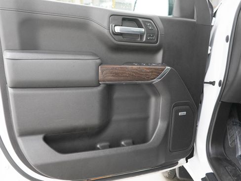 Used 2021 GMC Sierra 1500 Denali w/ Denali Premium Package AWD/4WD image 17