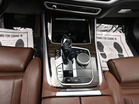 Used 2019 BMW X5 xDrive40i w/ Convenience Package AWD/4WD image 13